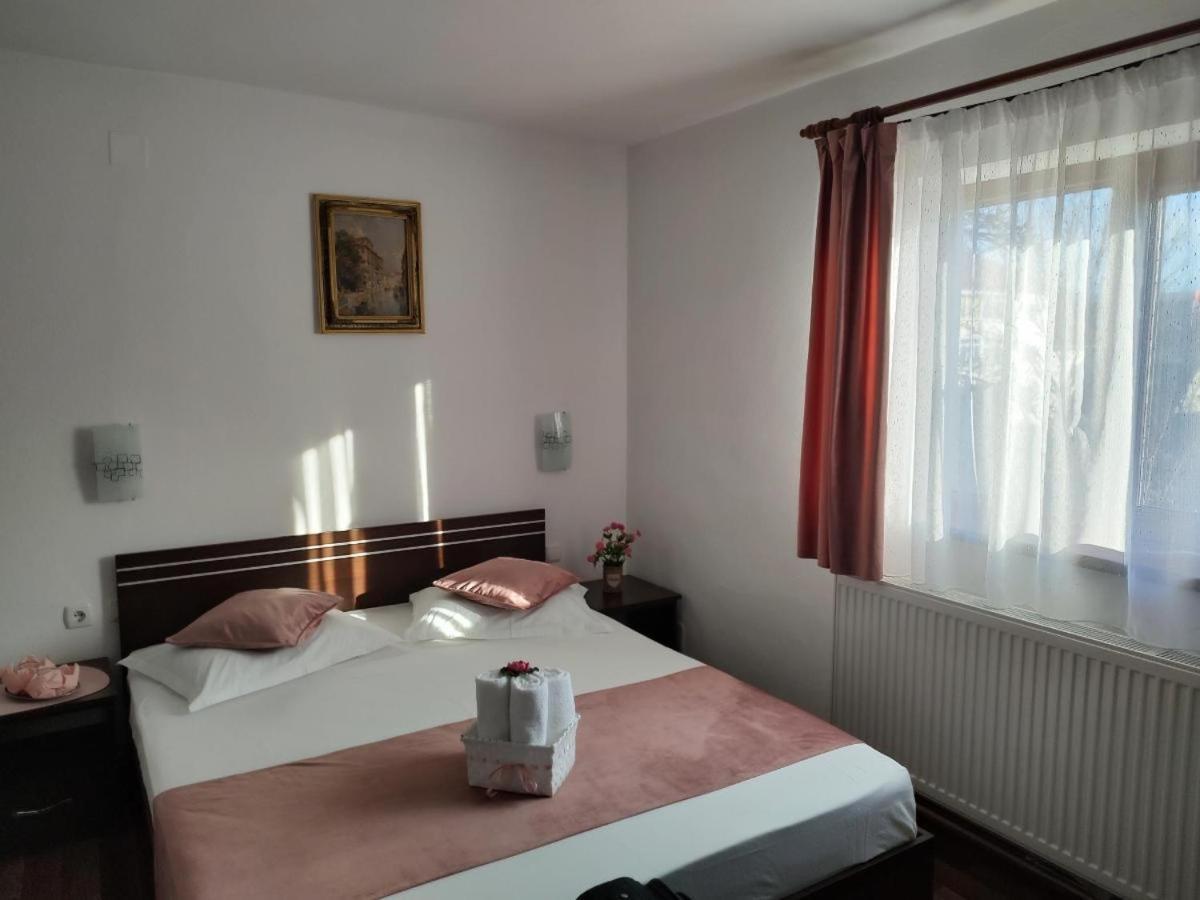 Casa Fabrizio Ξενοδοχείο Călimăneşti Εξωτερικό φωτογραφία