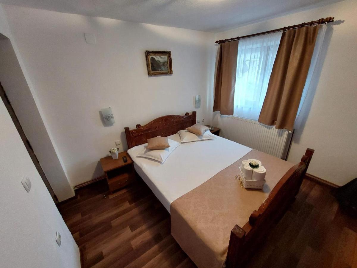 Casa Fabrizio Ξενοδοχείο Călimăneşti Εξωτερικό φωτογραφία